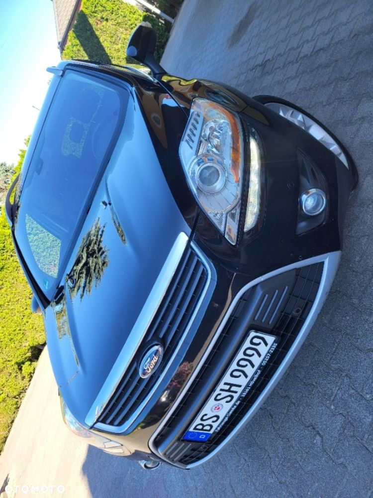 Ford Kuga - 33