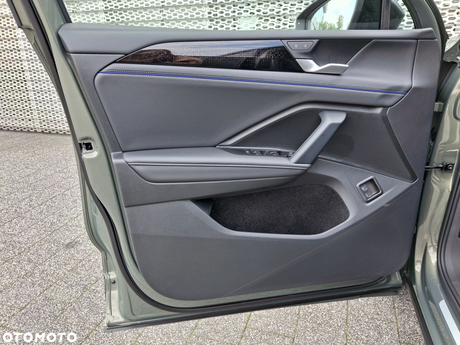 Volkswagen Tiguan 1.5 eHybrid PHEV R-Line Plus DSG - 8