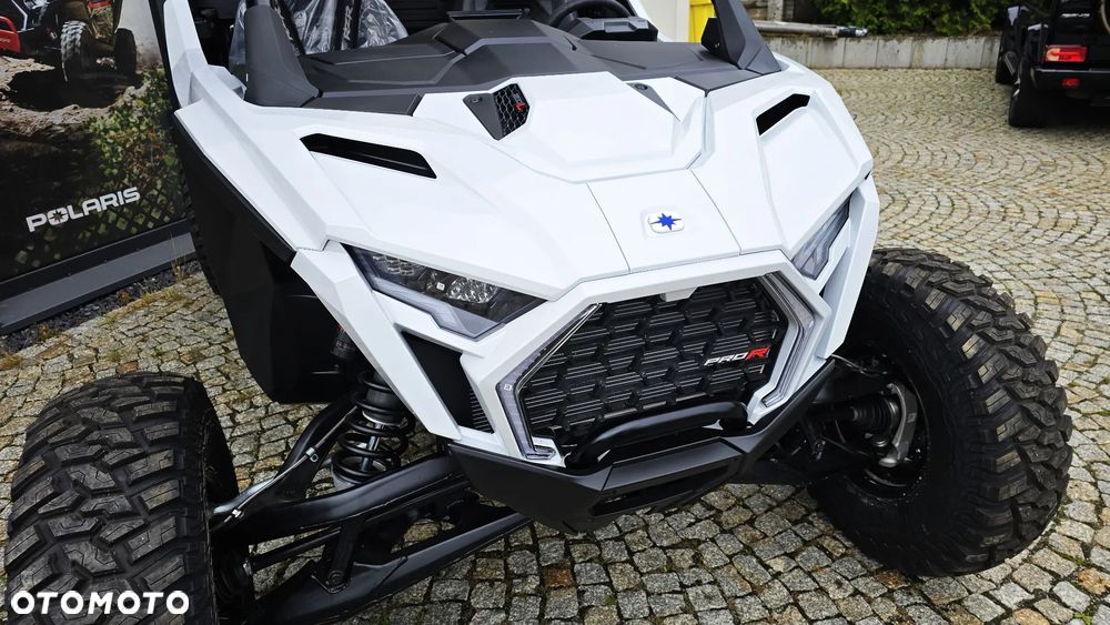 Polaris RZR - 11