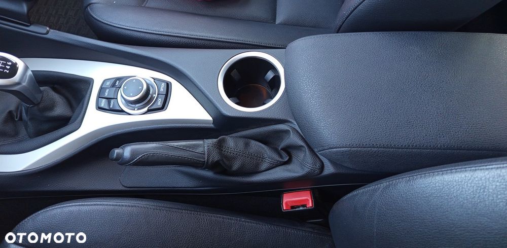 BMW X1 xDrive20d xLine - 34