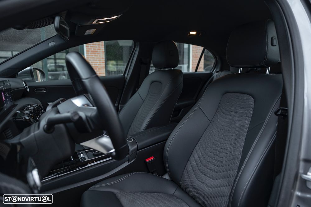 Mercedes-Benz A 250 e - 14