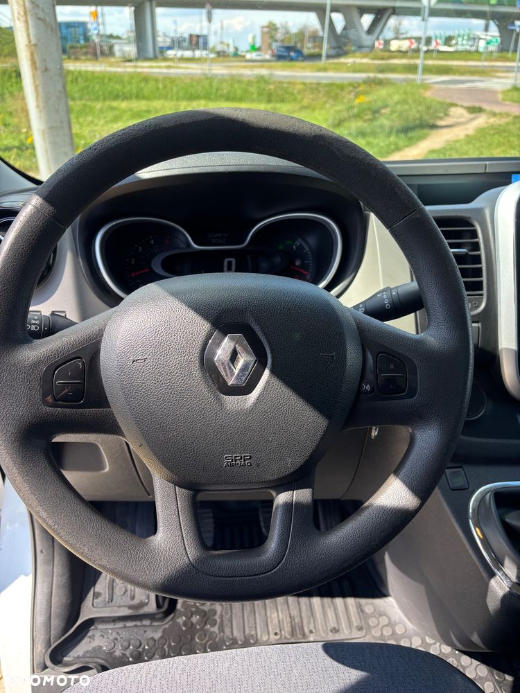 Renault Trafic - 17
