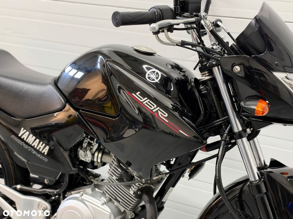 Yamaha YBR - 18
