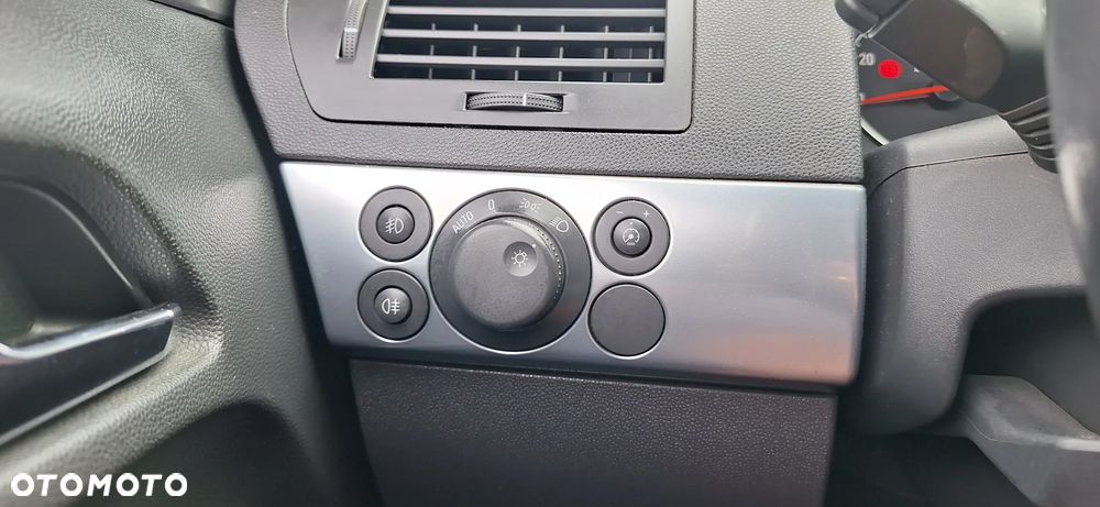 Opel Astra - 22