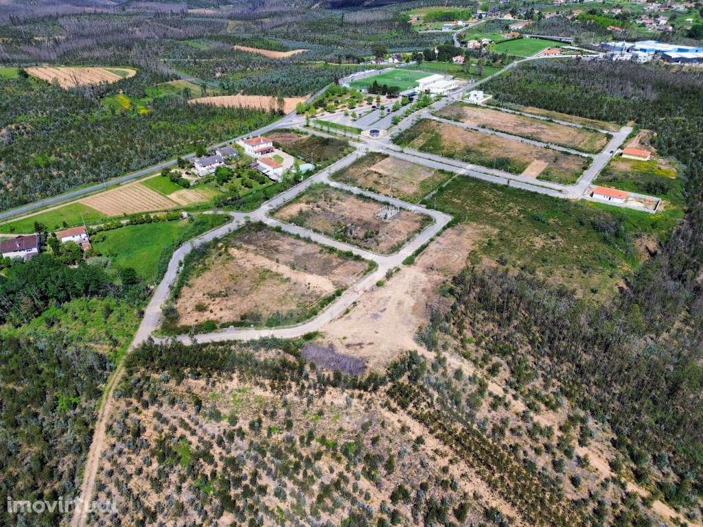 Terreno em Valongo do Vouga - Grande imagem: 3/14