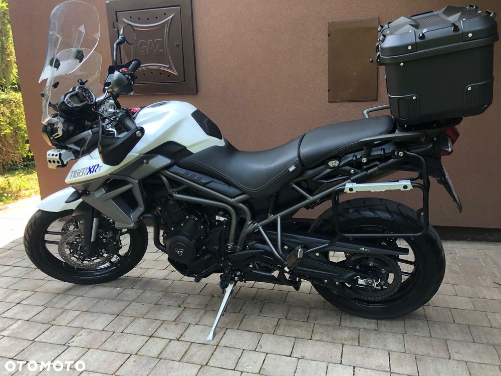Triumph Tiger - 12