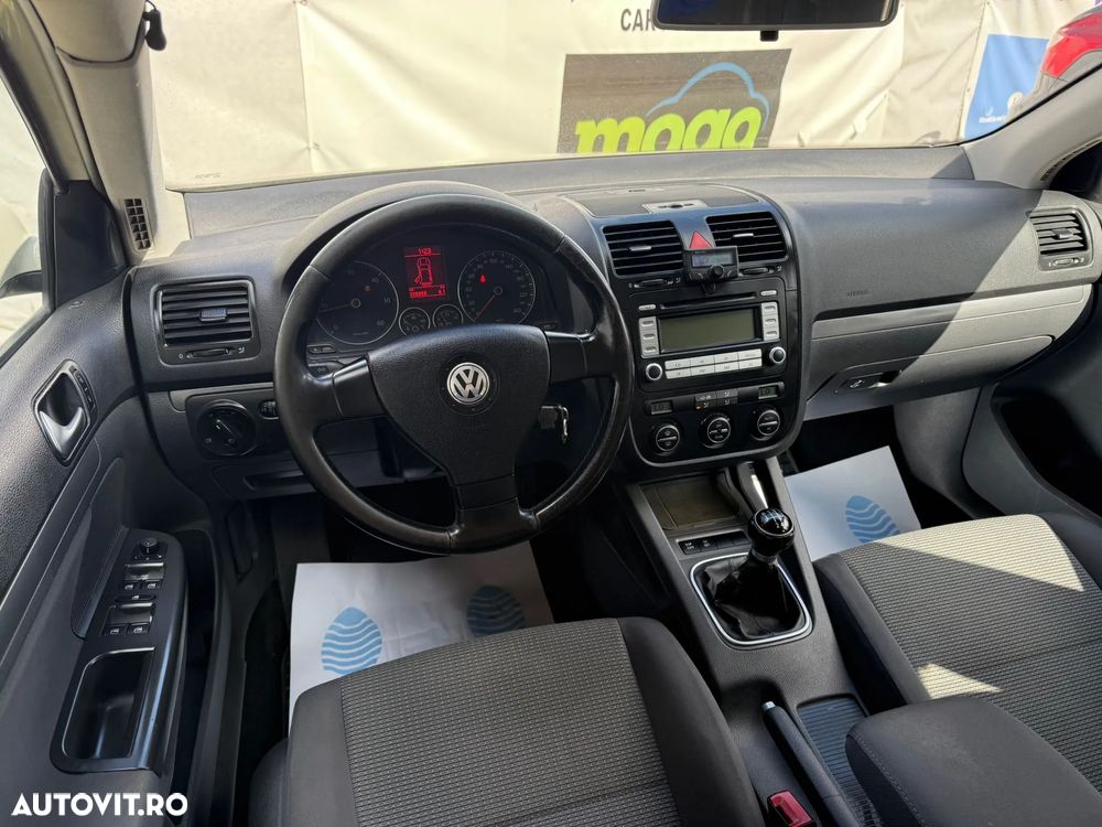 Volkswagen Golf 1.9 TDI BlueMotion Comfortline - 10