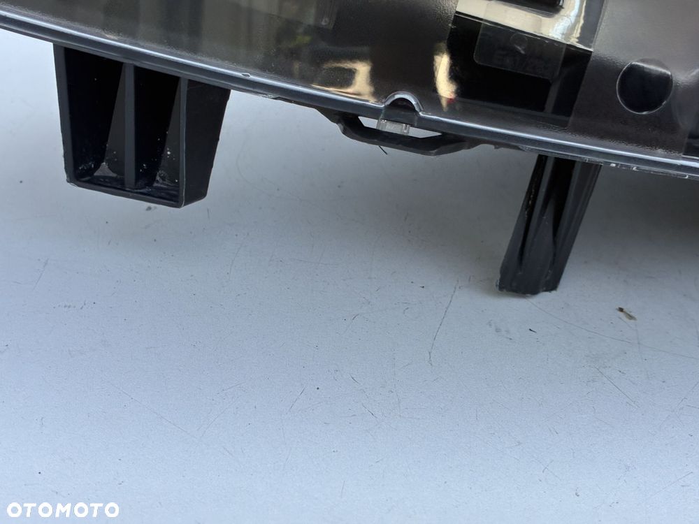 RENAULT LAGUNA III 07-15 LAMPA PRZÓD PRZEDNIA LEWA  EU 26060076R  89902288 - 7