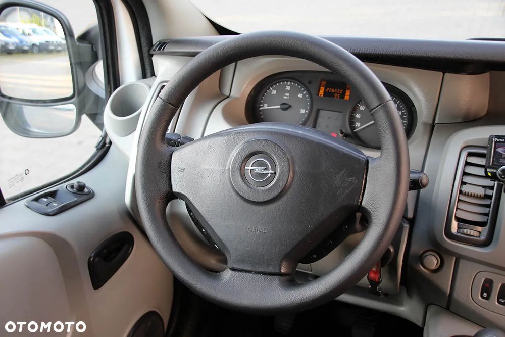 Opel Vivaro L2H1 2.9t Edition - 28
