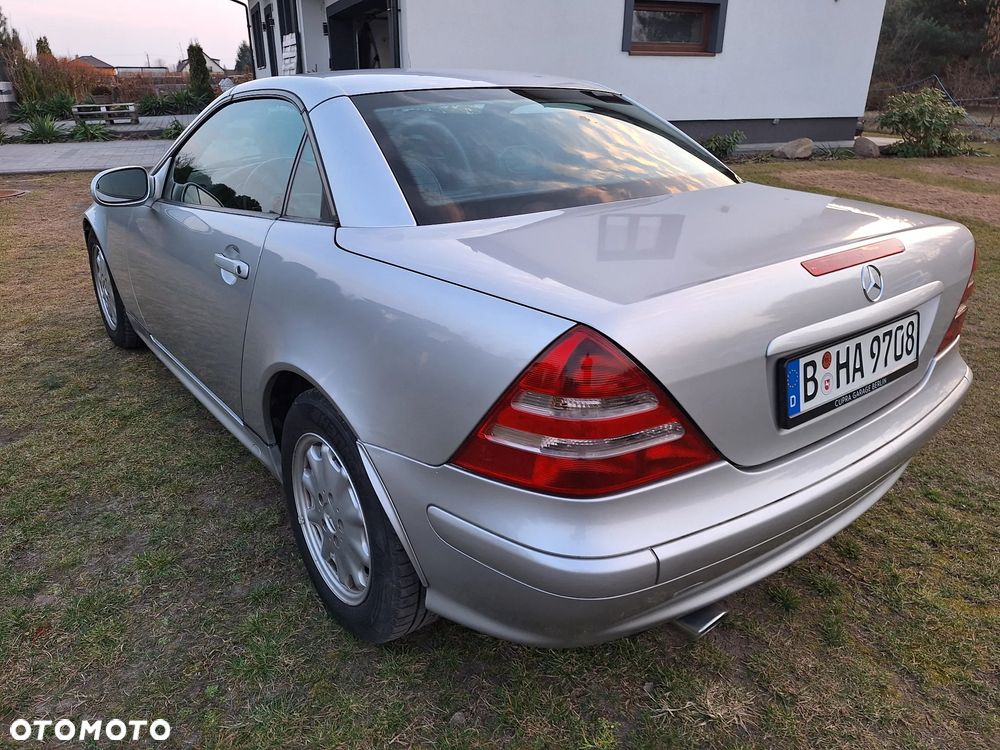 Mercedes-Benz SLK - 14