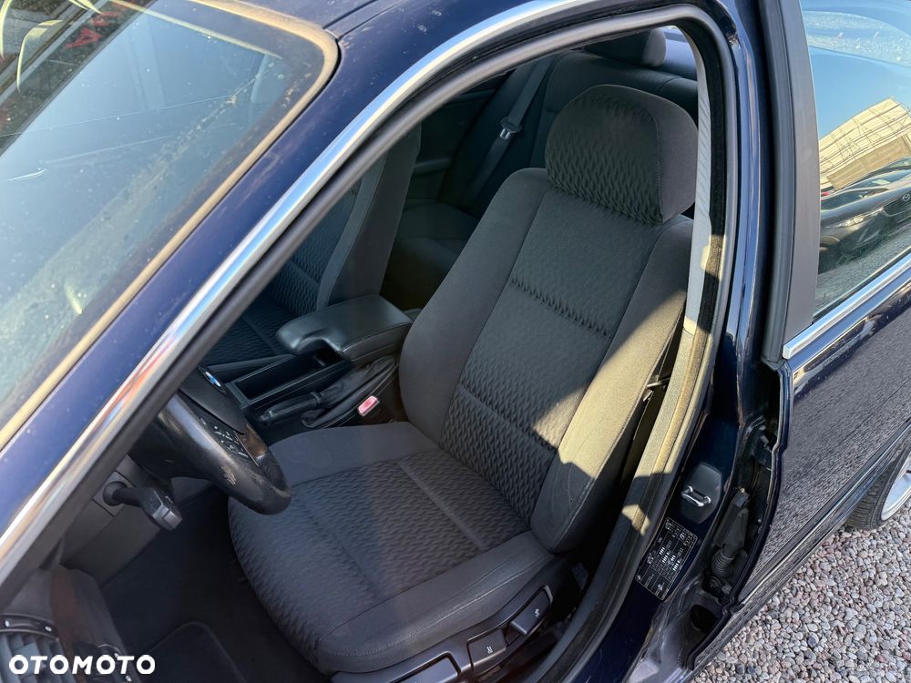 BMW Seria 3 - 22