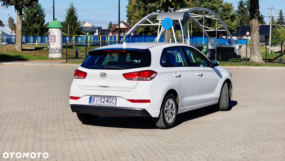 Hyundai i30 1.5 DPI Modern - 18