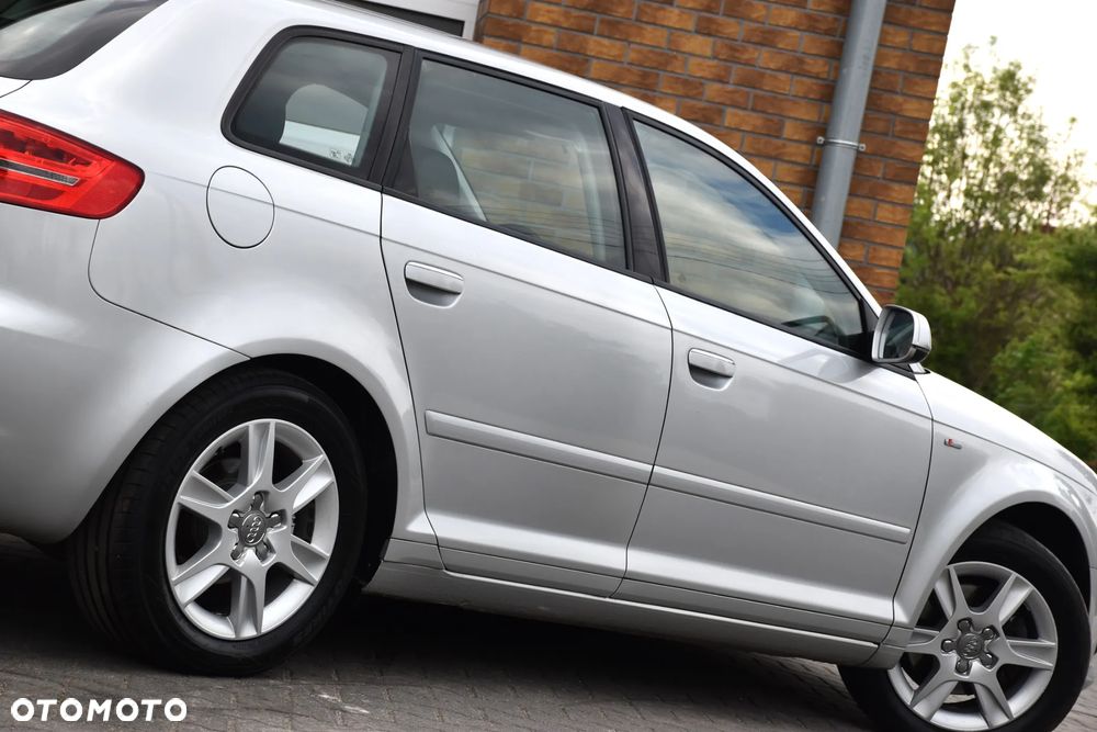 Audi A3 Sportback 2.0 TDI DPF S line Sportpaket - 30