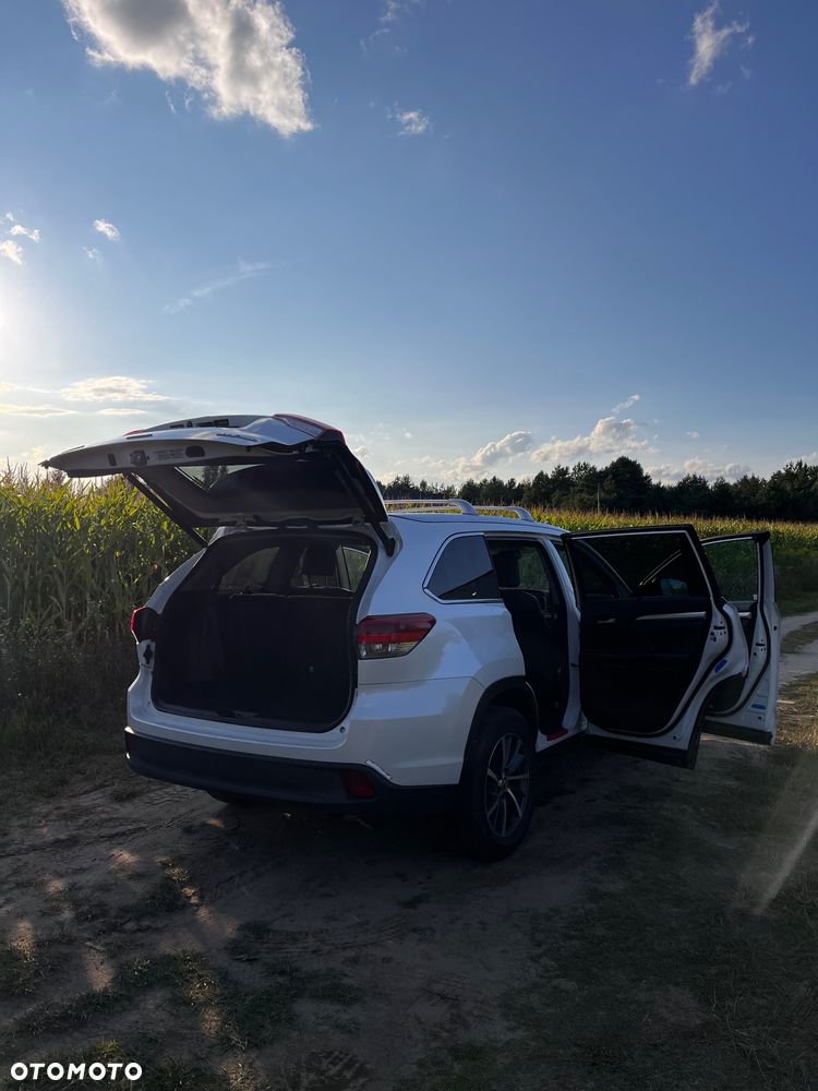 Toyota Highlander - 6