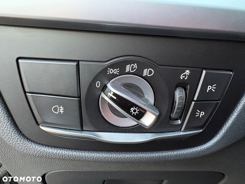 BMW X3 ver-xdrive20i-gpf - 16