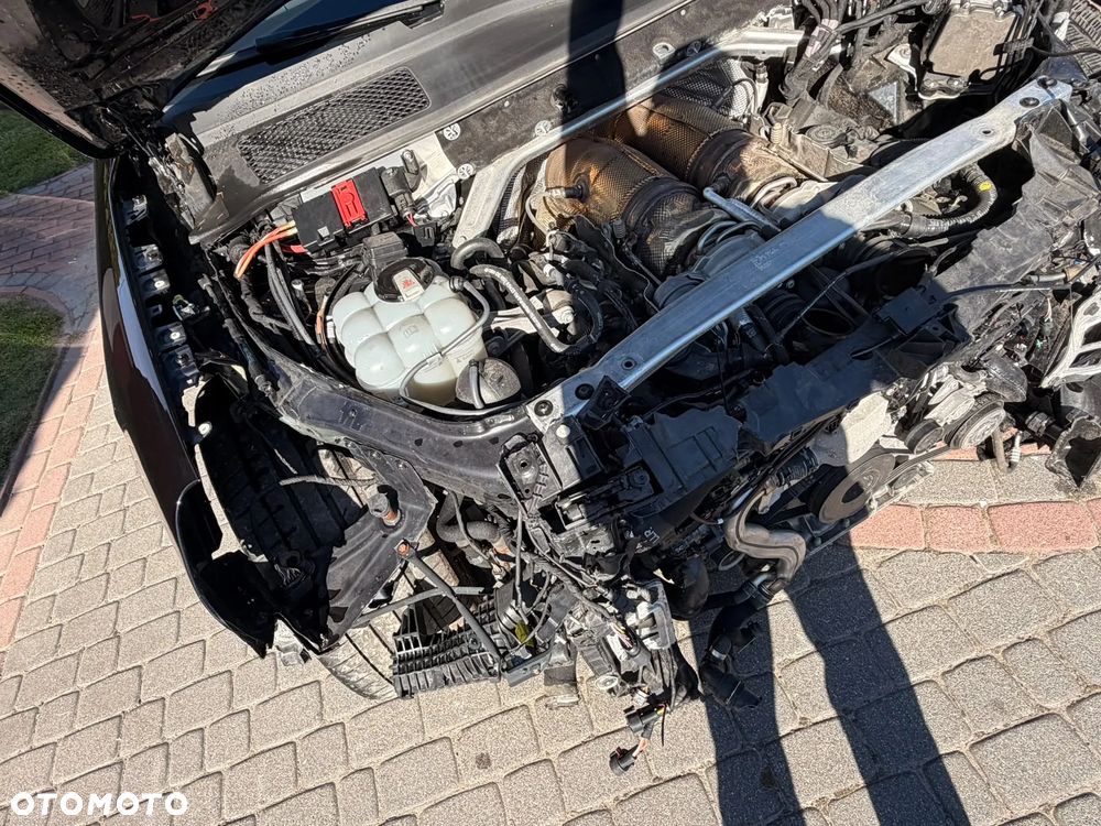 Porsche Cayenne Turbo Tiptronic S - 25