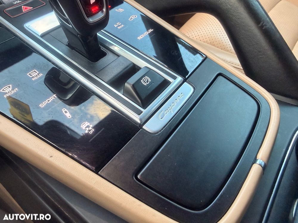 Porsche Cayenne - 19