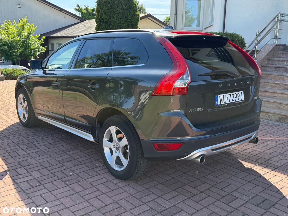 Volvo XC 60 DRIVe R-Design - 25