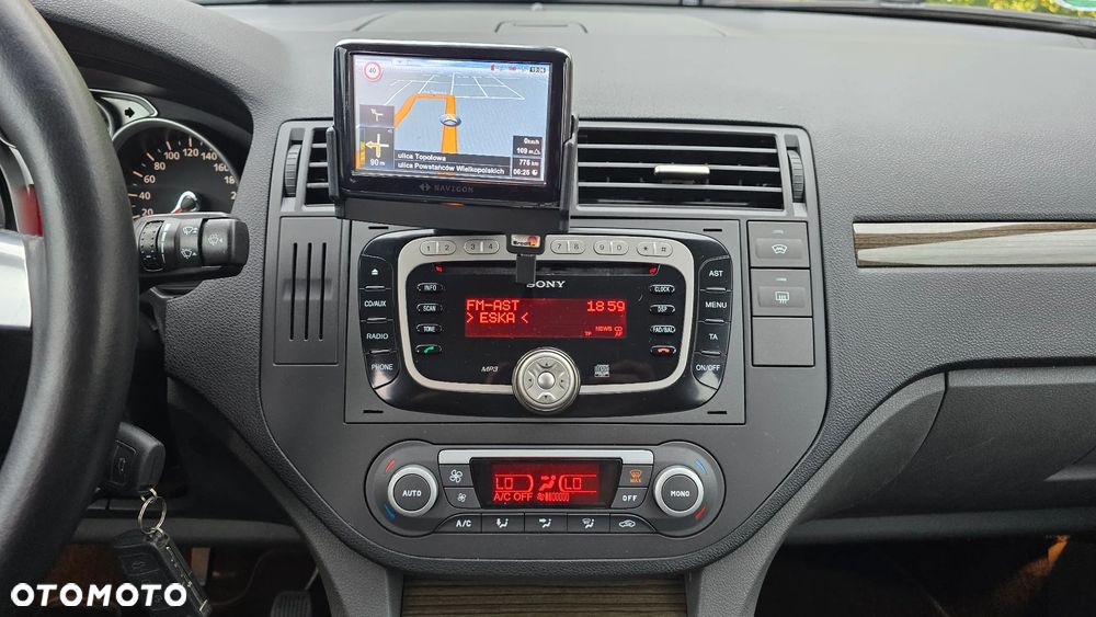 Ford C-MAX 1.8 Ghia - 16