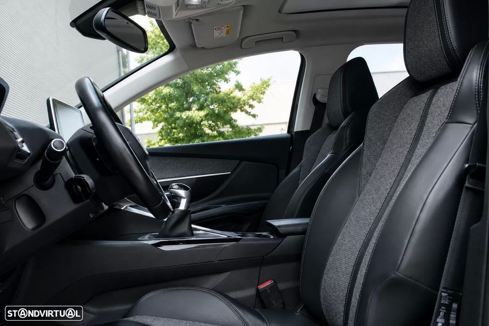 Peugeot 3008 1.6 BlueHDi Allure — fotografia 11