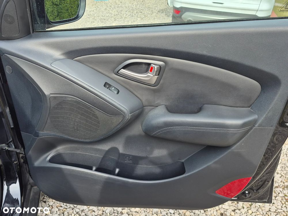 Hyundai ix35 2.0 2WD Automatik Style - 9