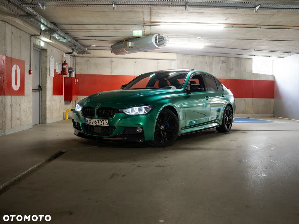 BMW Seria 3 335i Sport Line - 2