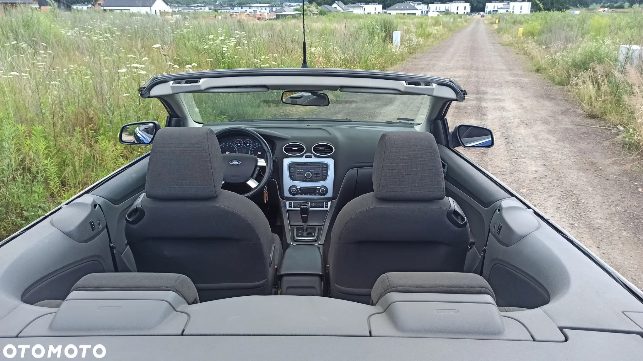 Ford Focus 2.0 16V Sport - 11
