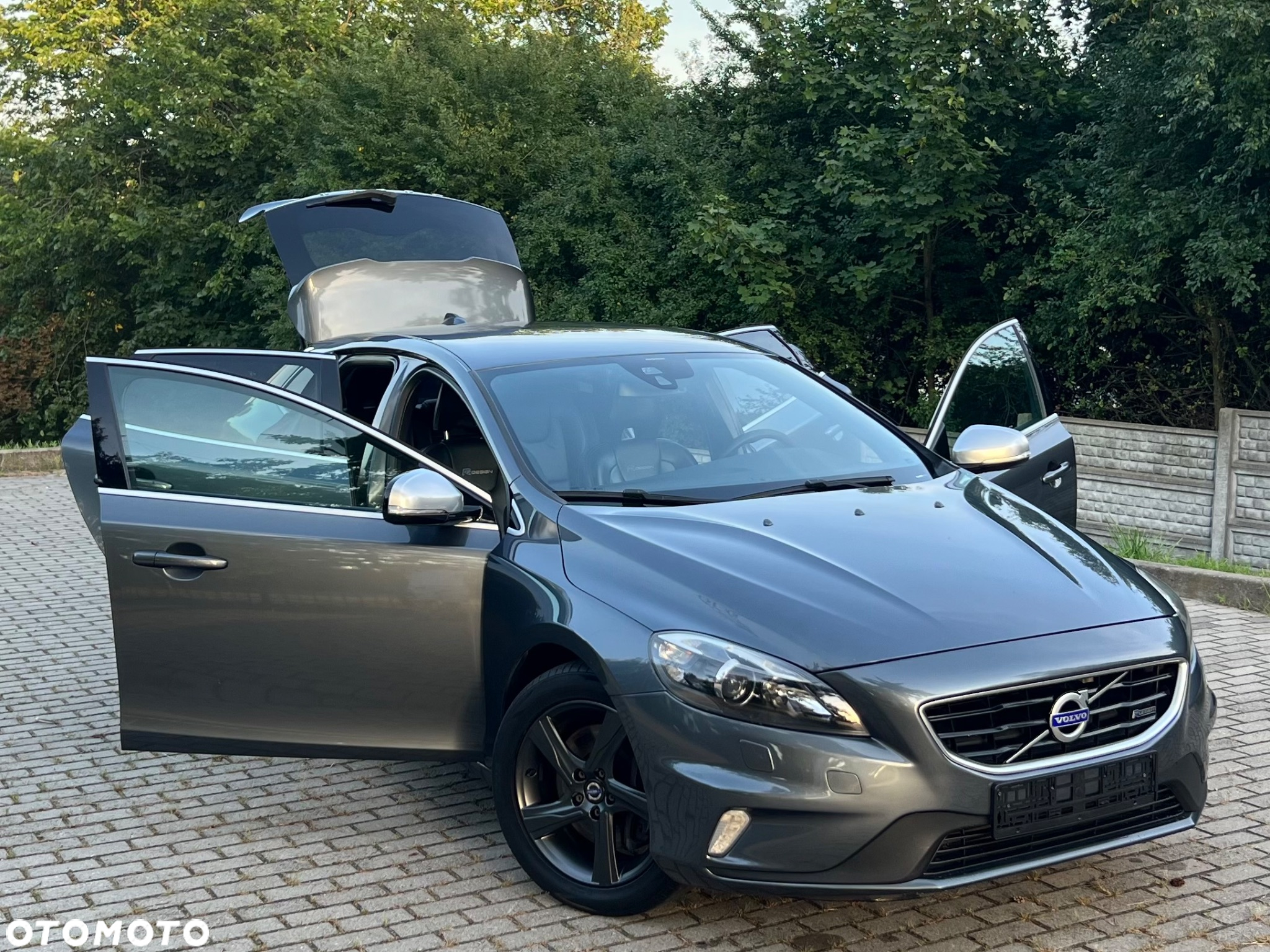 Volvo V40 D3 R-Design Summum - 12