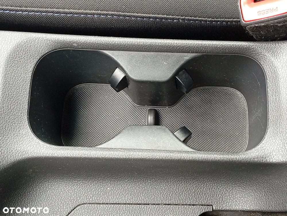 Hyundai i30 1.4 GO - 25