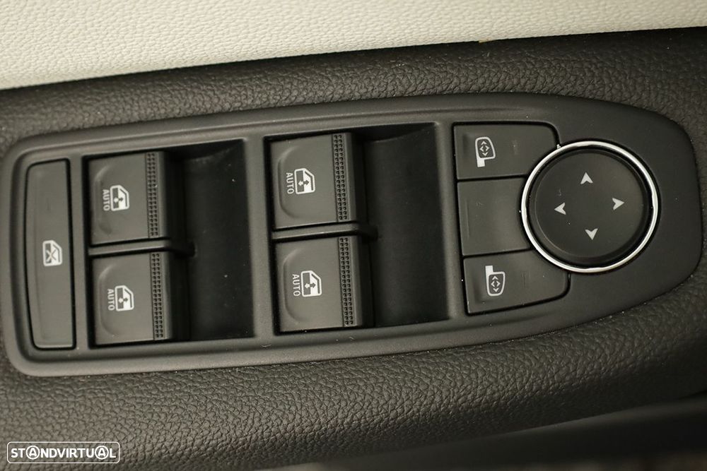 Renault Clio 1.0 TCe Techno - 21