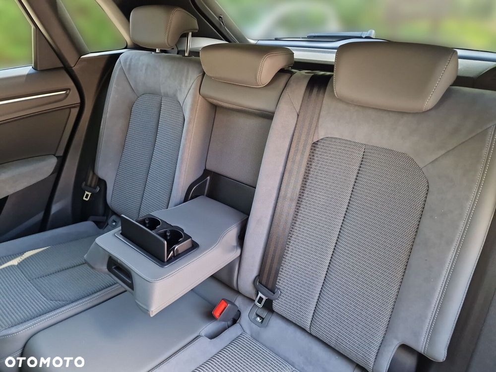 Audi Q3 35 TFSI mHEV S-Line S tronic - 17