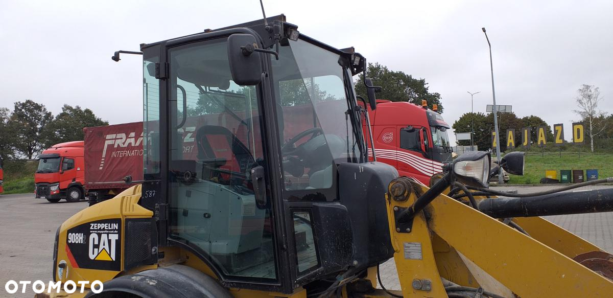 Caterpillar Ładowarka kołowa CATERPILLAR 908 H 2 - 10