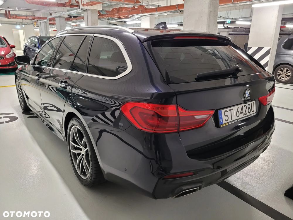 BMW Seria 5 520d xDrive M Sport sport - 9