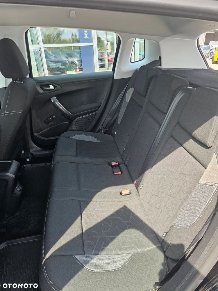 Peugeot 2008 1.2 Pure Tech GPF Active S&S - 9