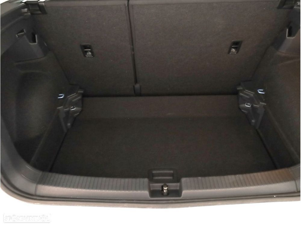 VW T-Cross 1.0 TSI Life - 17