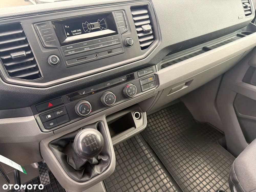 Volkswagen Crafter 3.640 Furgon - 13