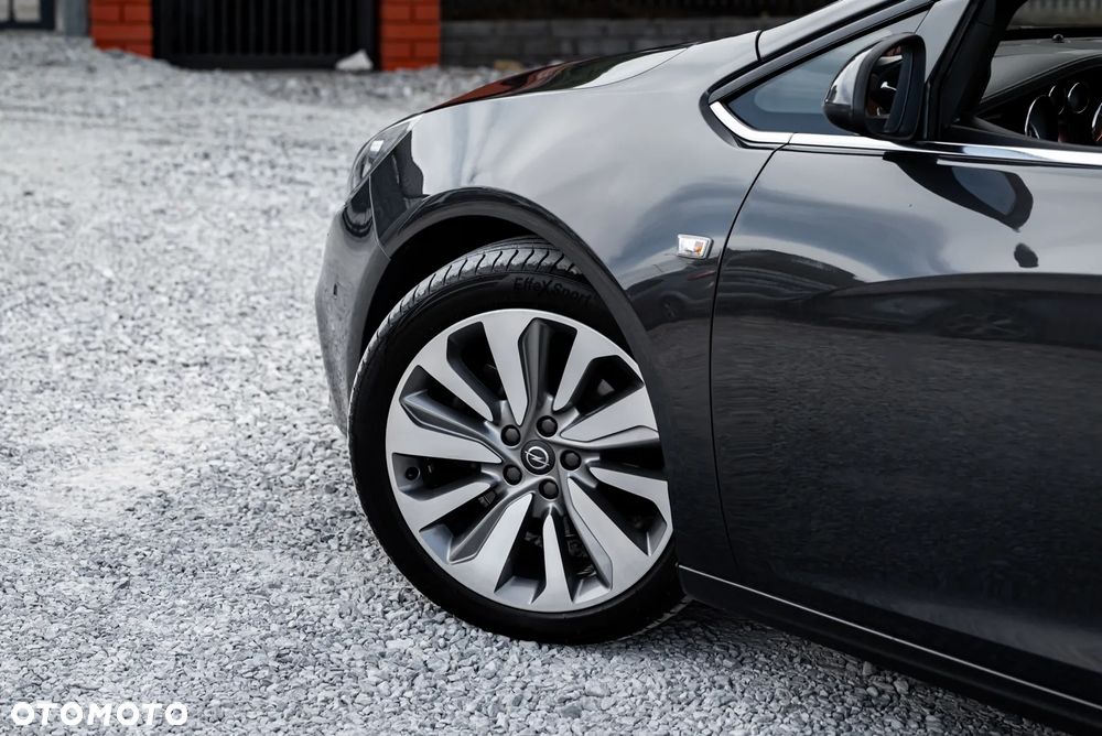 Opel Cascada 1.4 T Cosmo S&S - 16