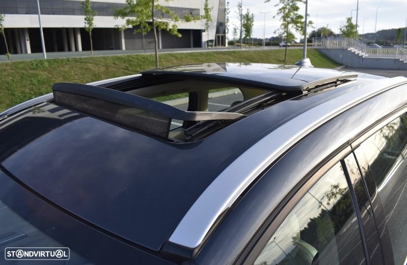 Volvo XC 60 2.4 D Drive Momentum - 4