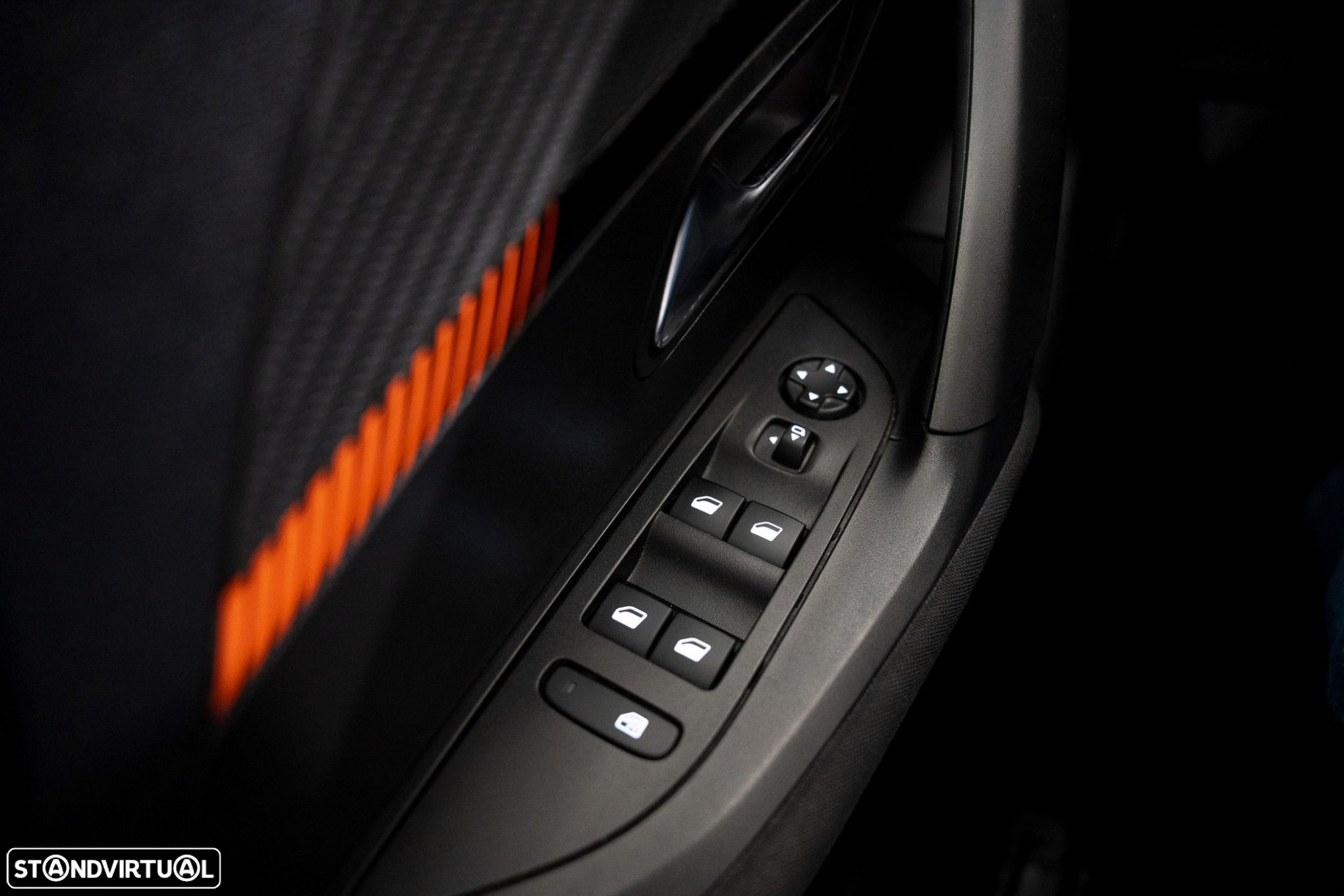 Peugeot 2008 1.2 PureTech Active - 10
