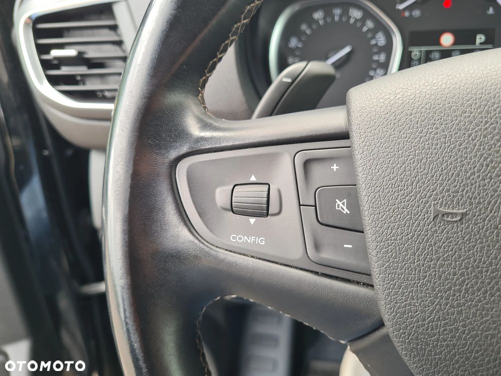 Opel Vivaro - 27