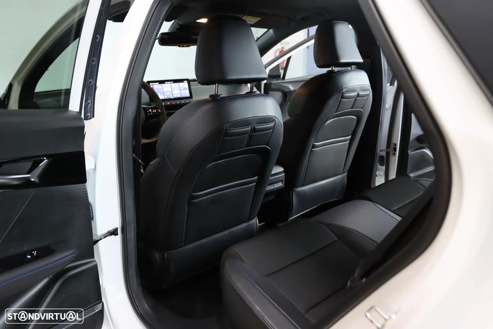 MG MG4 4 Luxury 64 kWh - 36