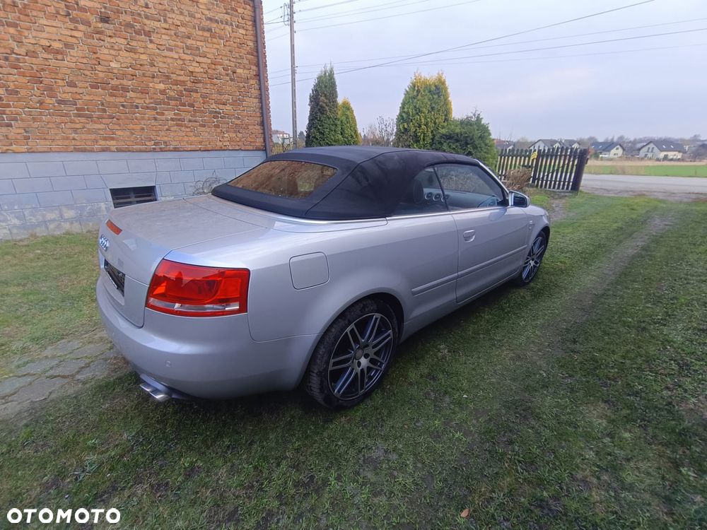 Audi A4 Avant 45 TFSI quattro S tronic S line - 6
