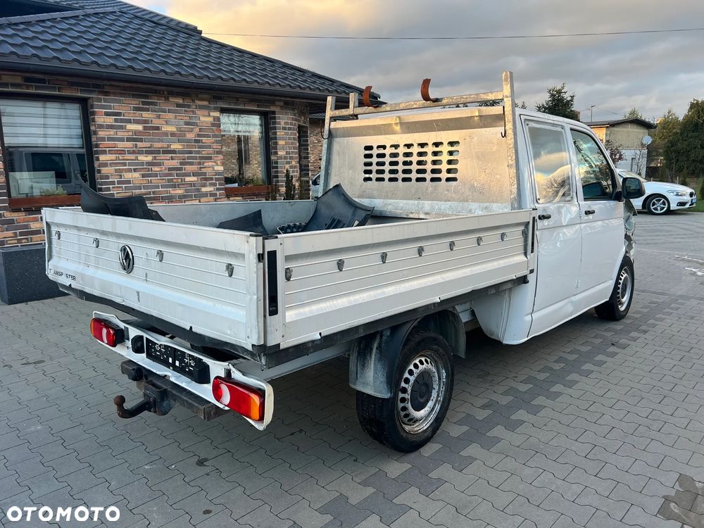 Volkswagen Transporter - 4