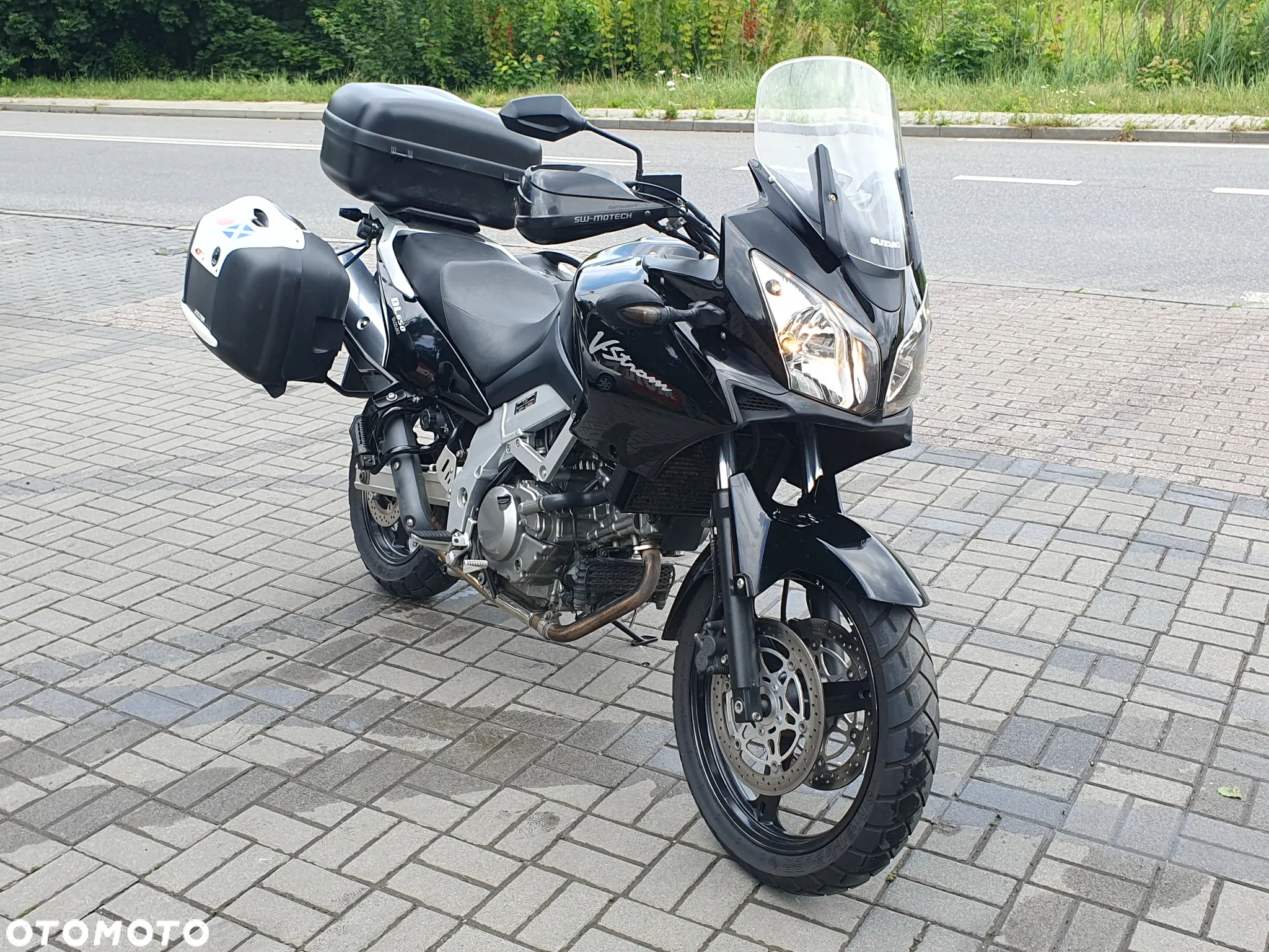 Suzuki V-STROM - 7