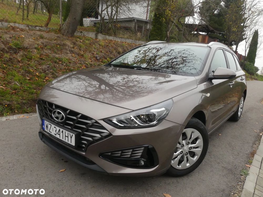 Hyundai i30 1.5 DPI Comfort - 10