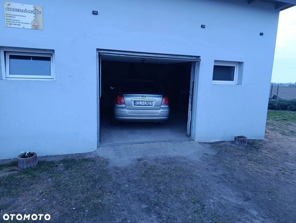 Toyota Avensis 2.0 D-4D Sol - 22