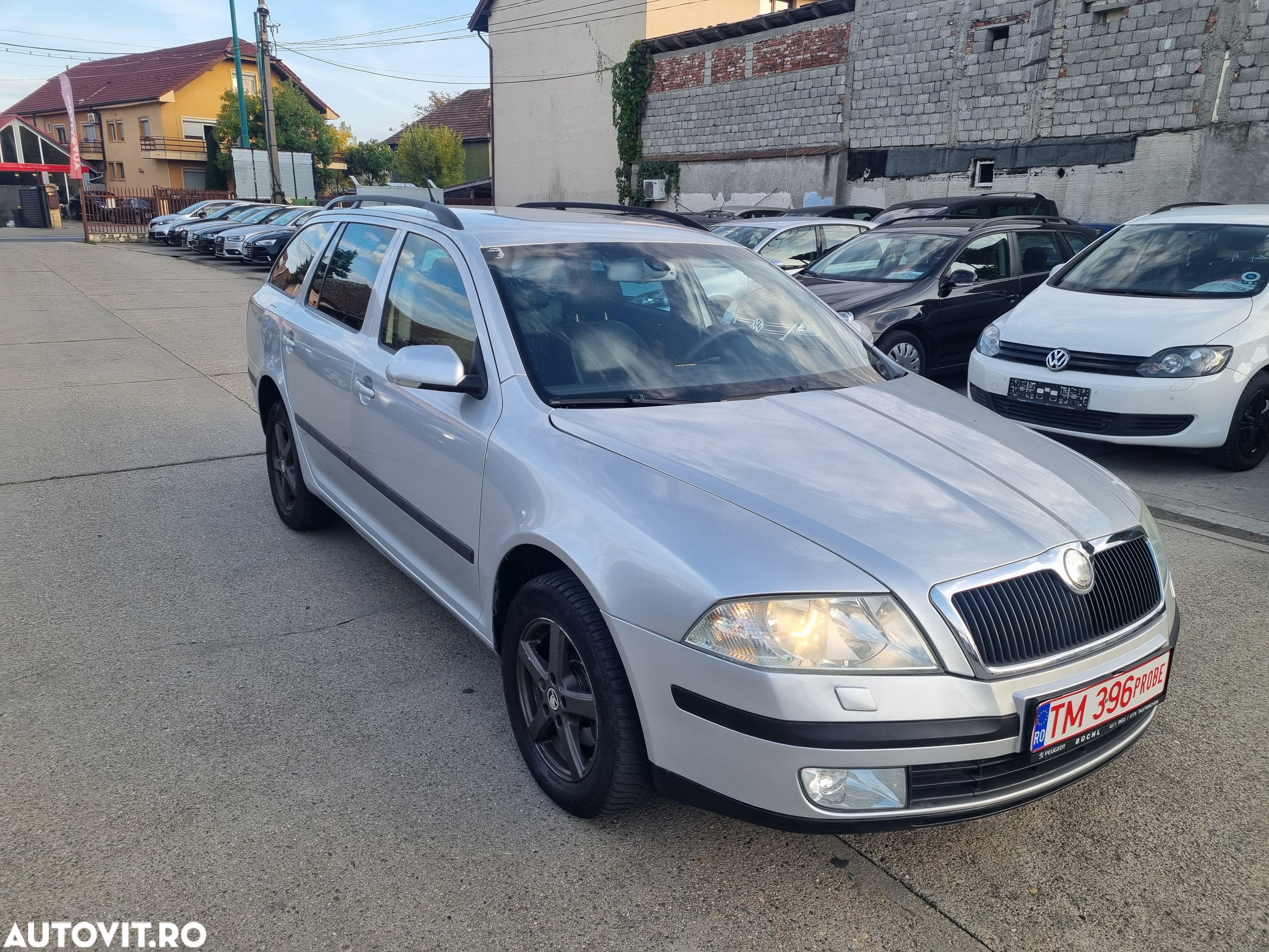 Skoda Octavia Combi 1.9TDI Elegance Aut - 3