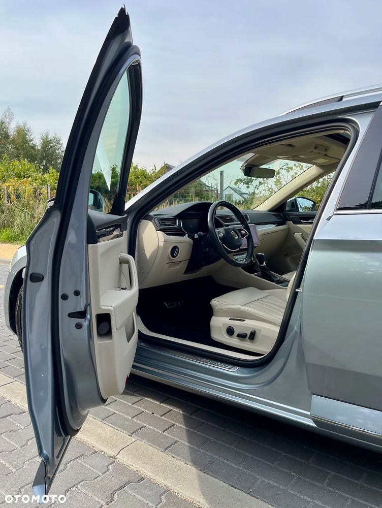 Skoda Superb 2.0 TSI 4x4 L&K DSG - 13
