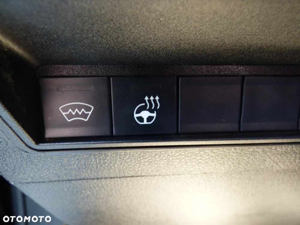 Peugeot PARTNER AUTOMAT DIESEL BLUEHDI 130 KM S&S EAT8 - 24