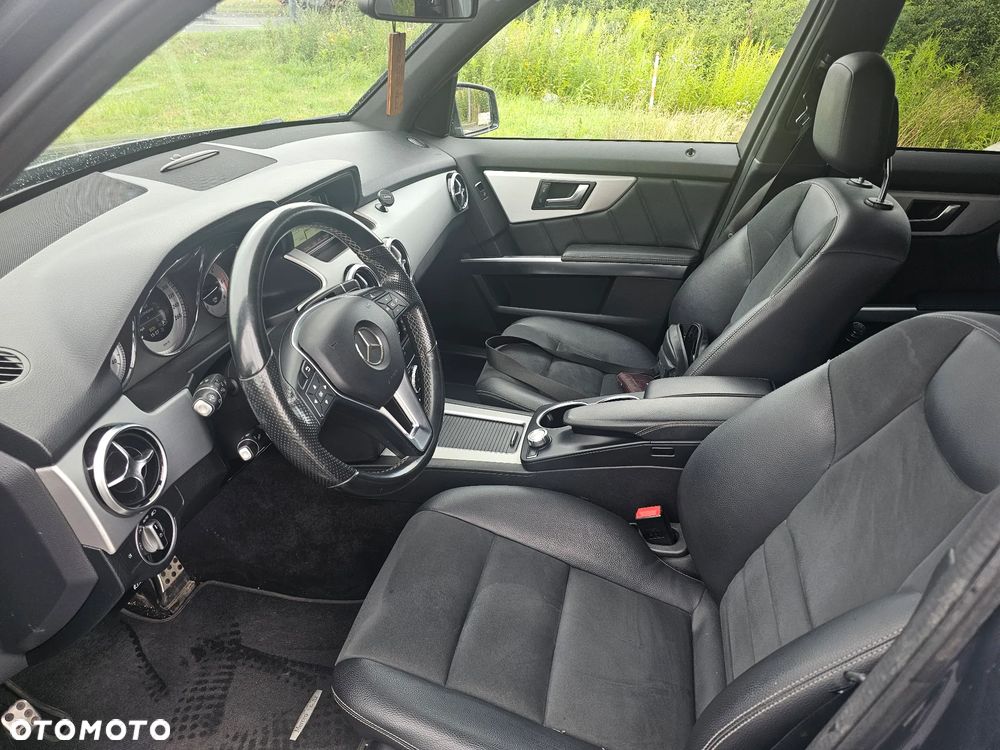 Mercedes-Benz GLK 220 CDI DPF 4Matic BlueEFFICIENCY 7G-TRONIC - 29